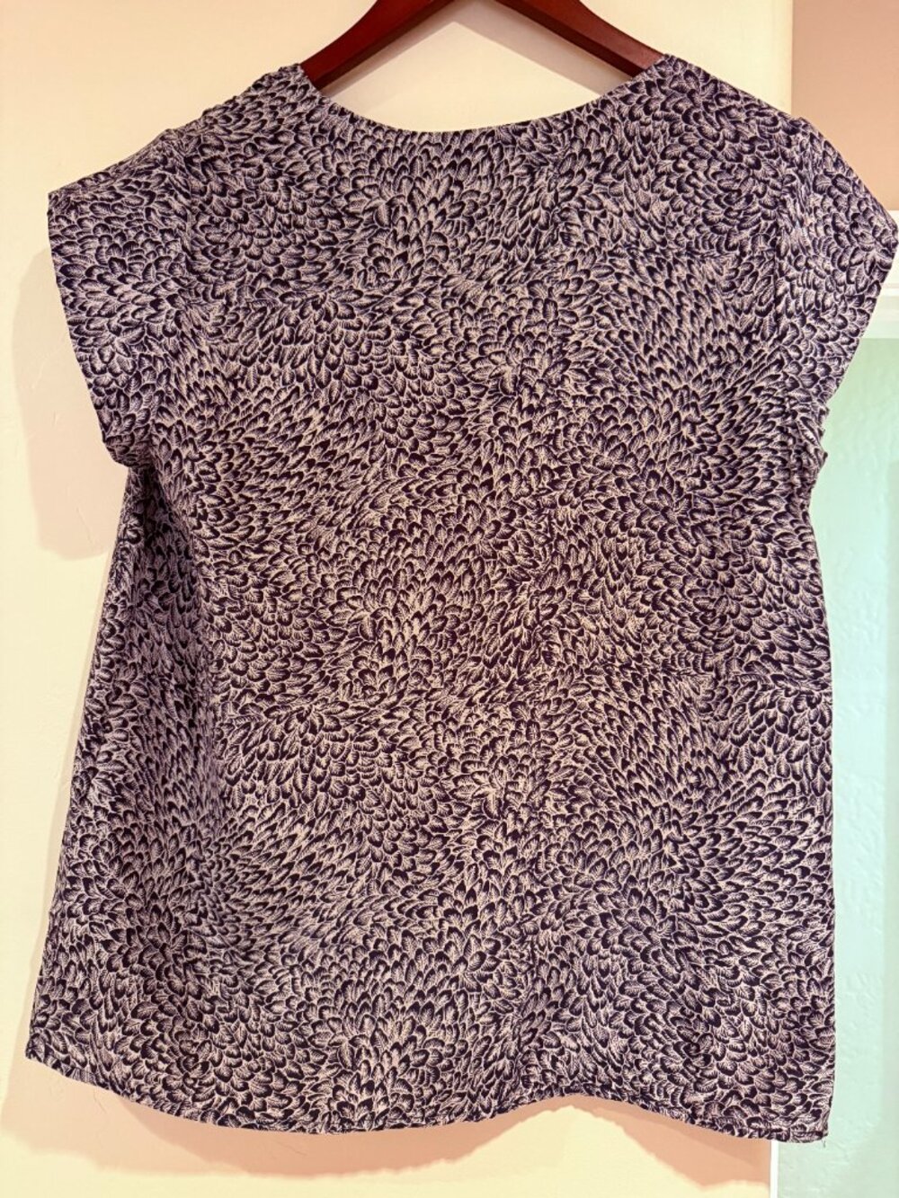 Joie 100% Silk Top M - Picture 2 of 4